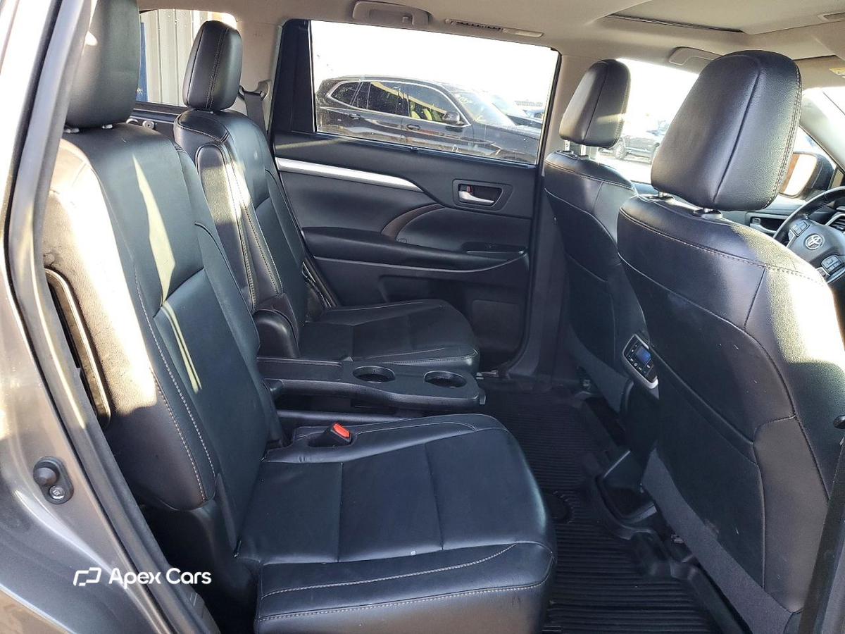 Toyota Highlander 2017