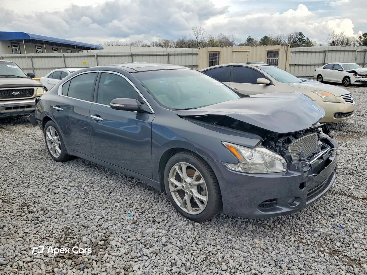 Nissan Maxima 2013