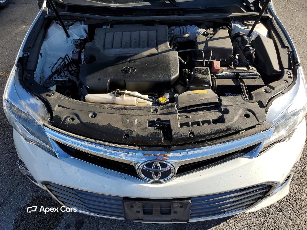 Toyota Avalon 2015
