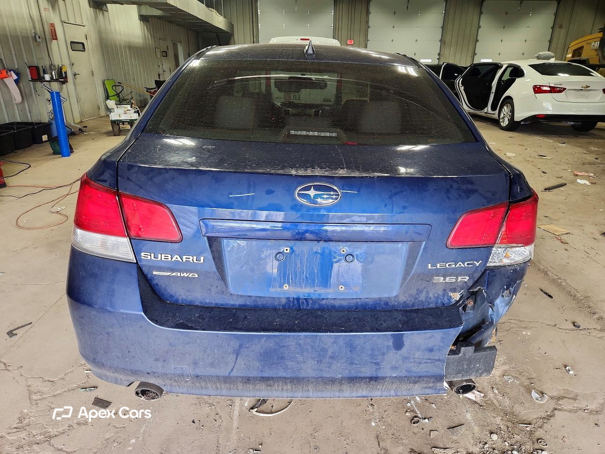 Subaru Legacy 2011