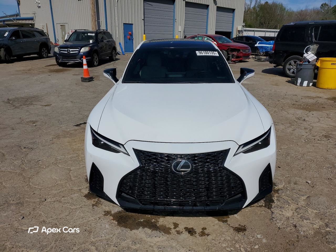Lexus IS 2023