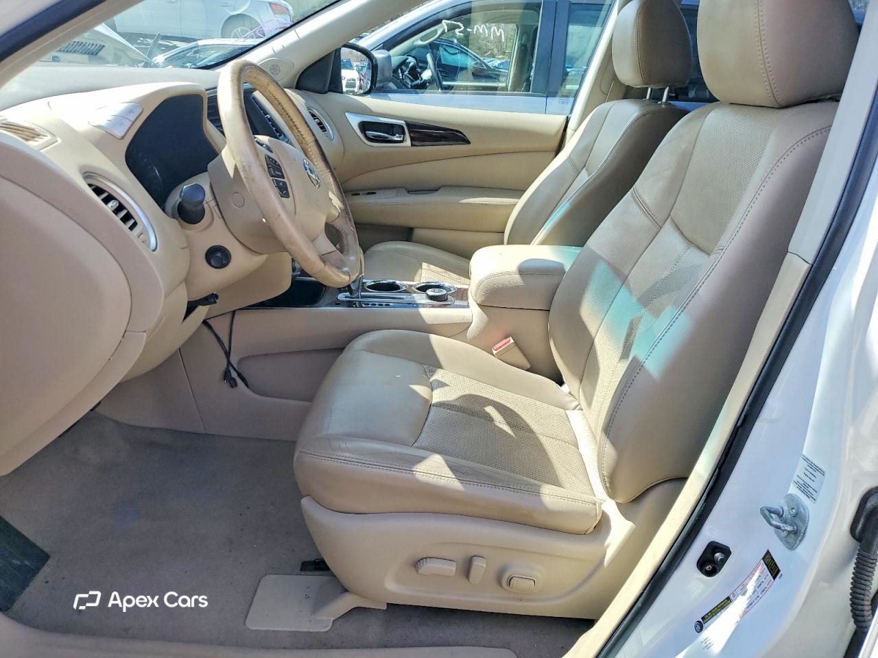 Nissan Pathfinder 2013
