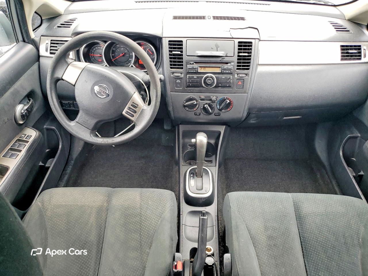 Nissan Versa 2011