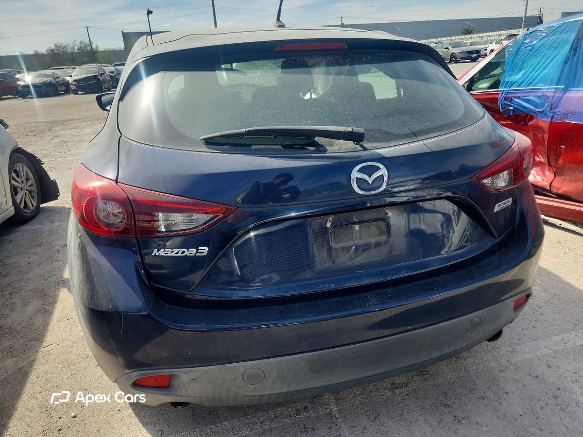 Mazda 3 2015