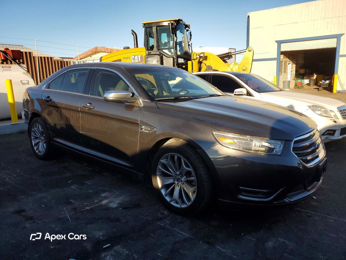 Ford Taurus 2015