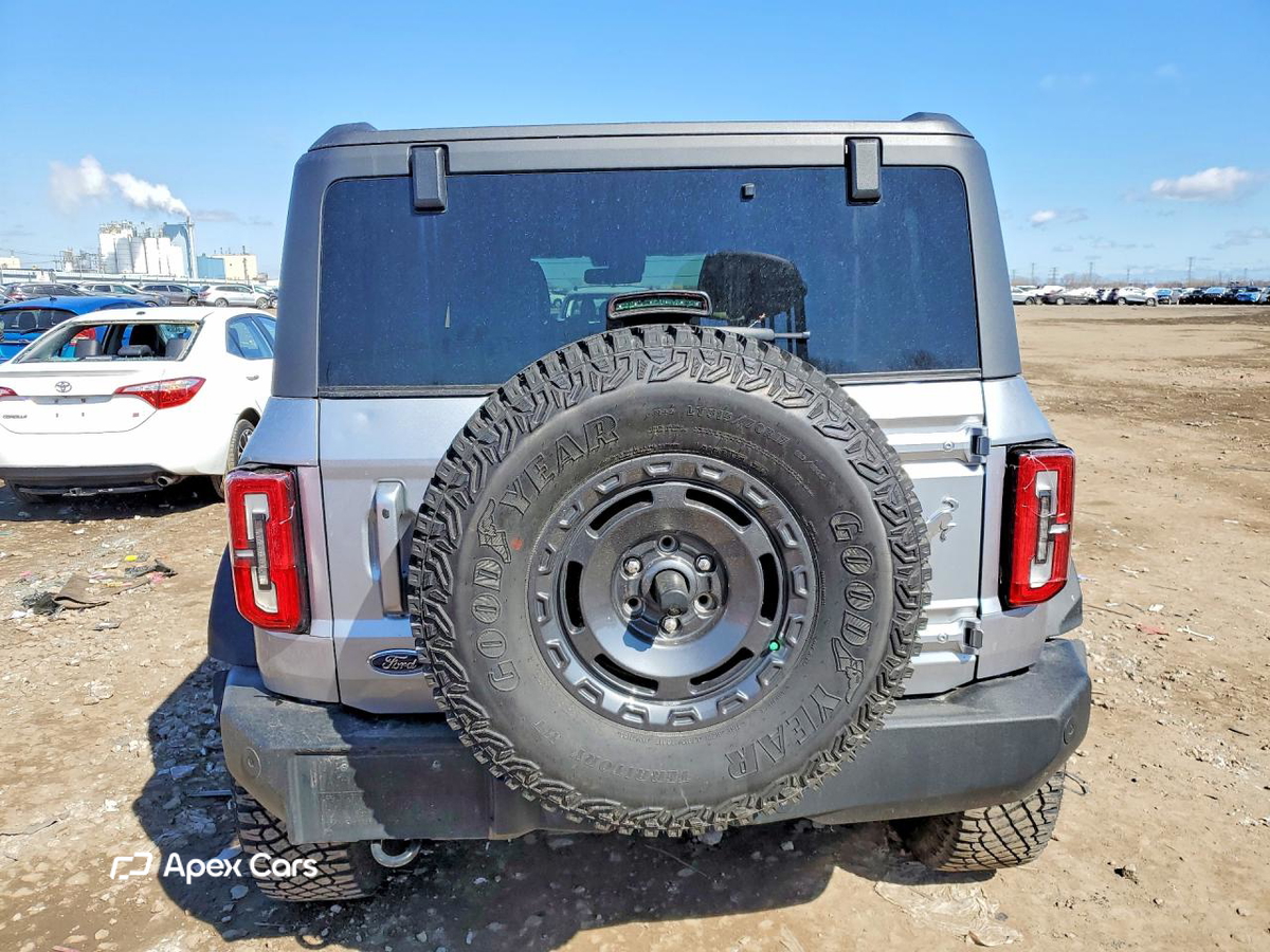 Ford Bronco 2024