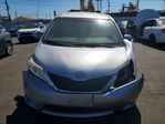 Toyota Sienna 2012