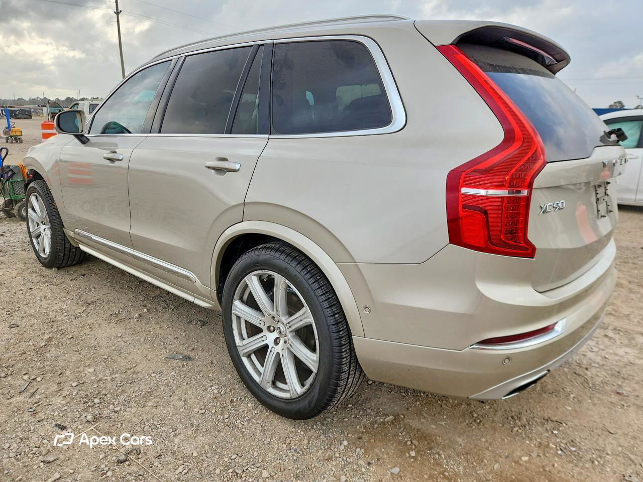 Volvo XC90 2016