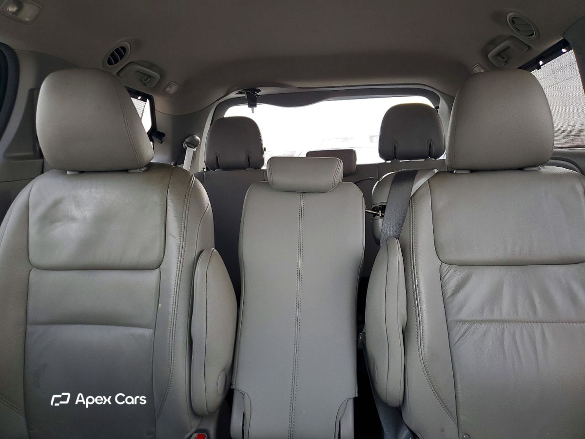 Toyota Sienna 2016