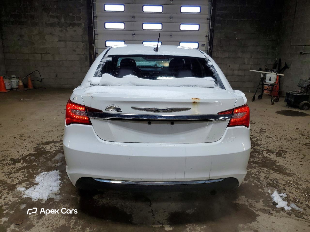 Chrysler 200 2013