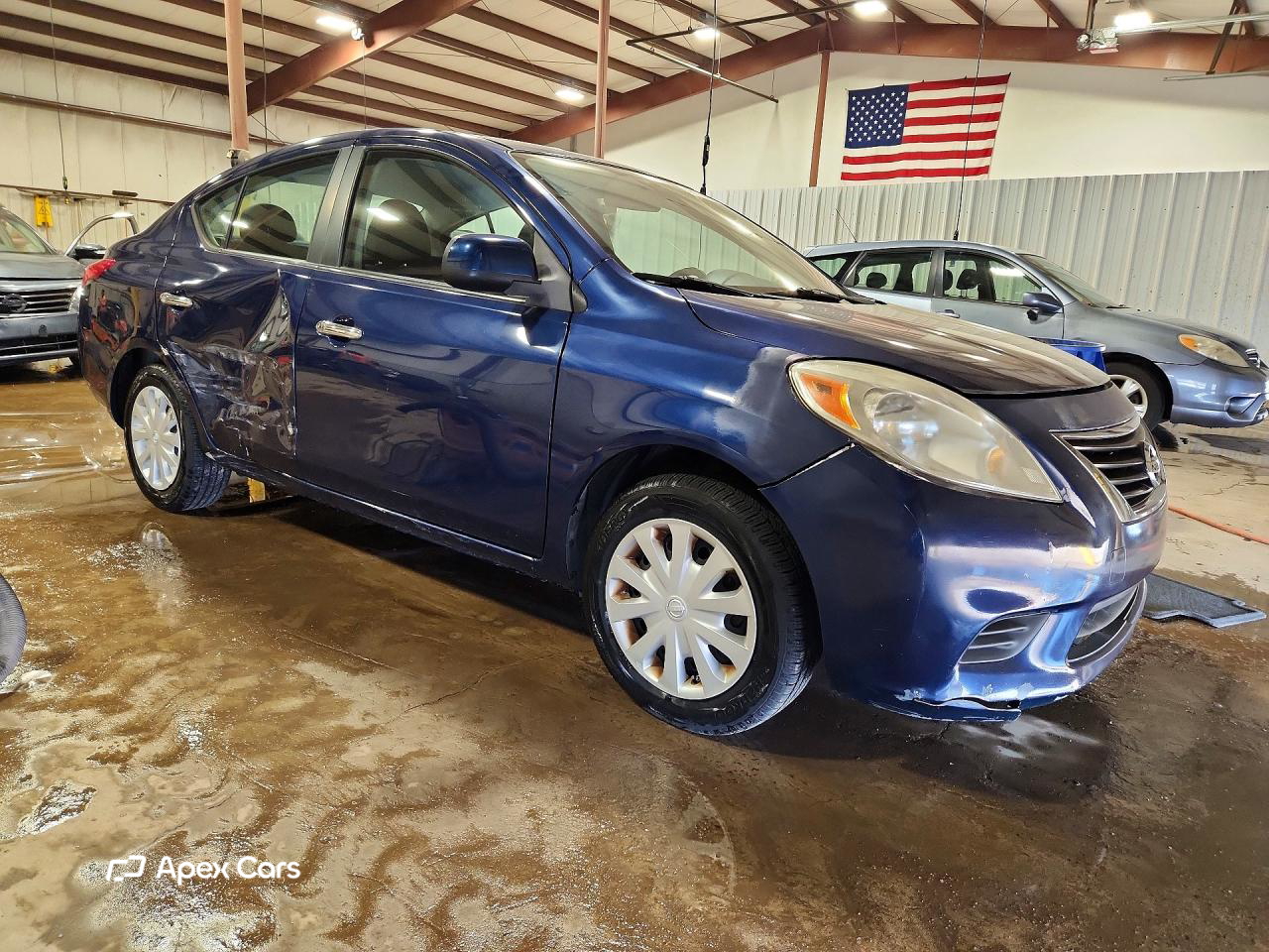Nissan Versa 2012