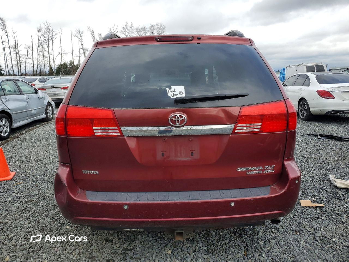 Toyota Sienna 2004