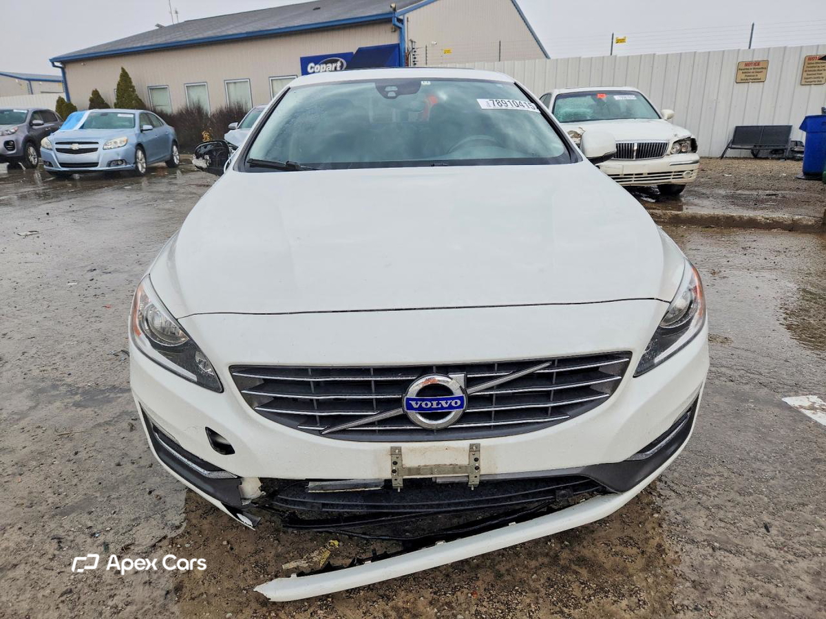 Volvo S60 2015