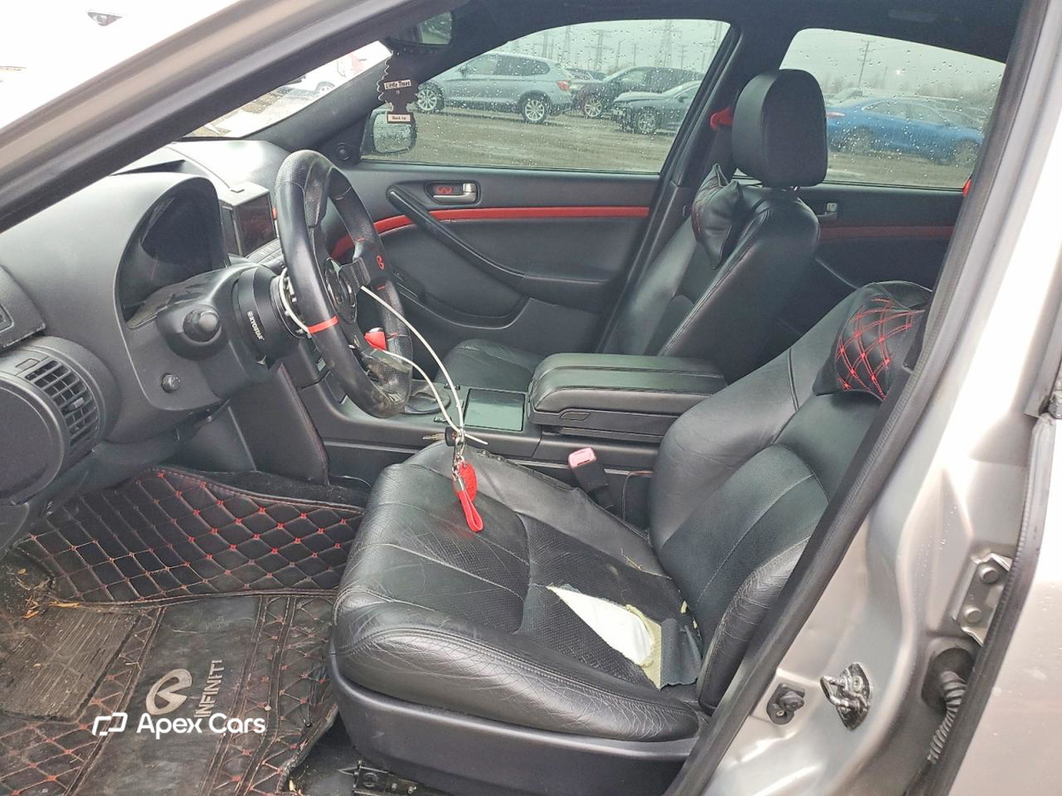 Infiniti G 2003