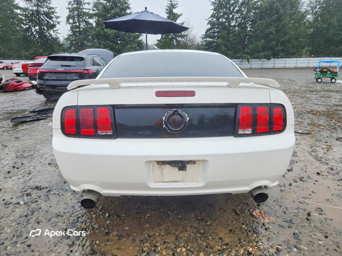 Ford Mustang 2006