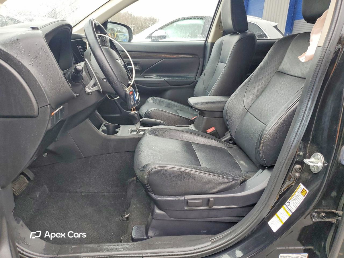 Mitsubishi Outlander 2016
