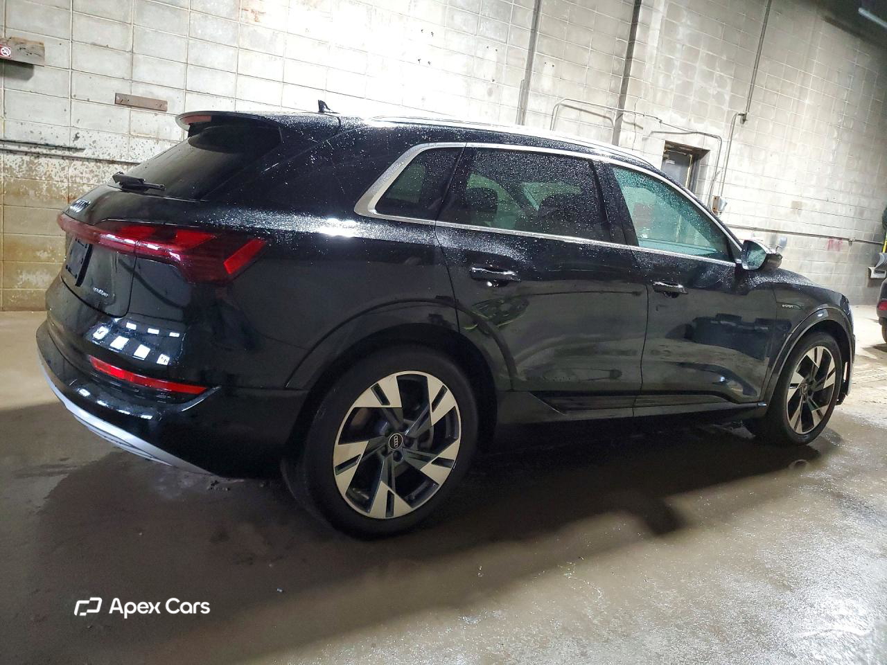 Audi e-tron 2023