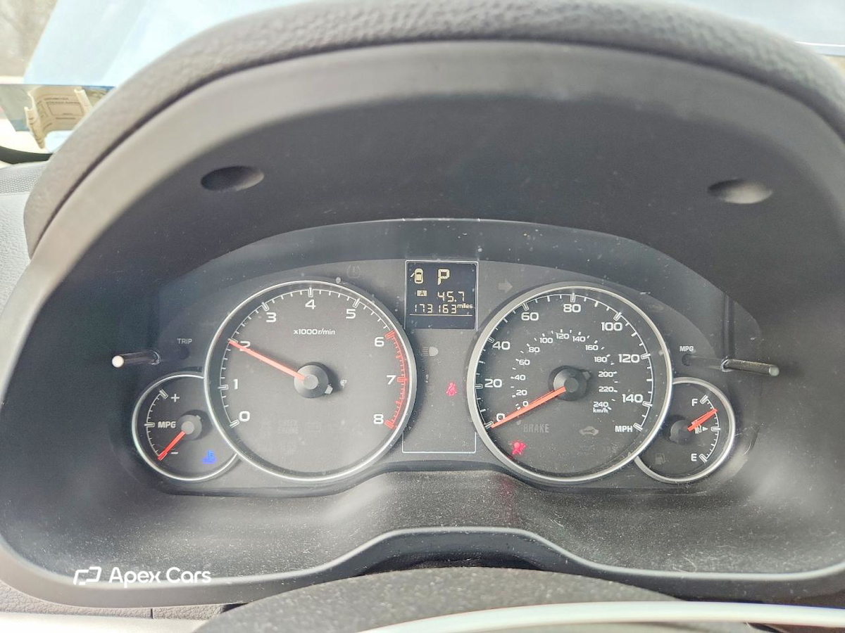 Subaru Legacy 2013