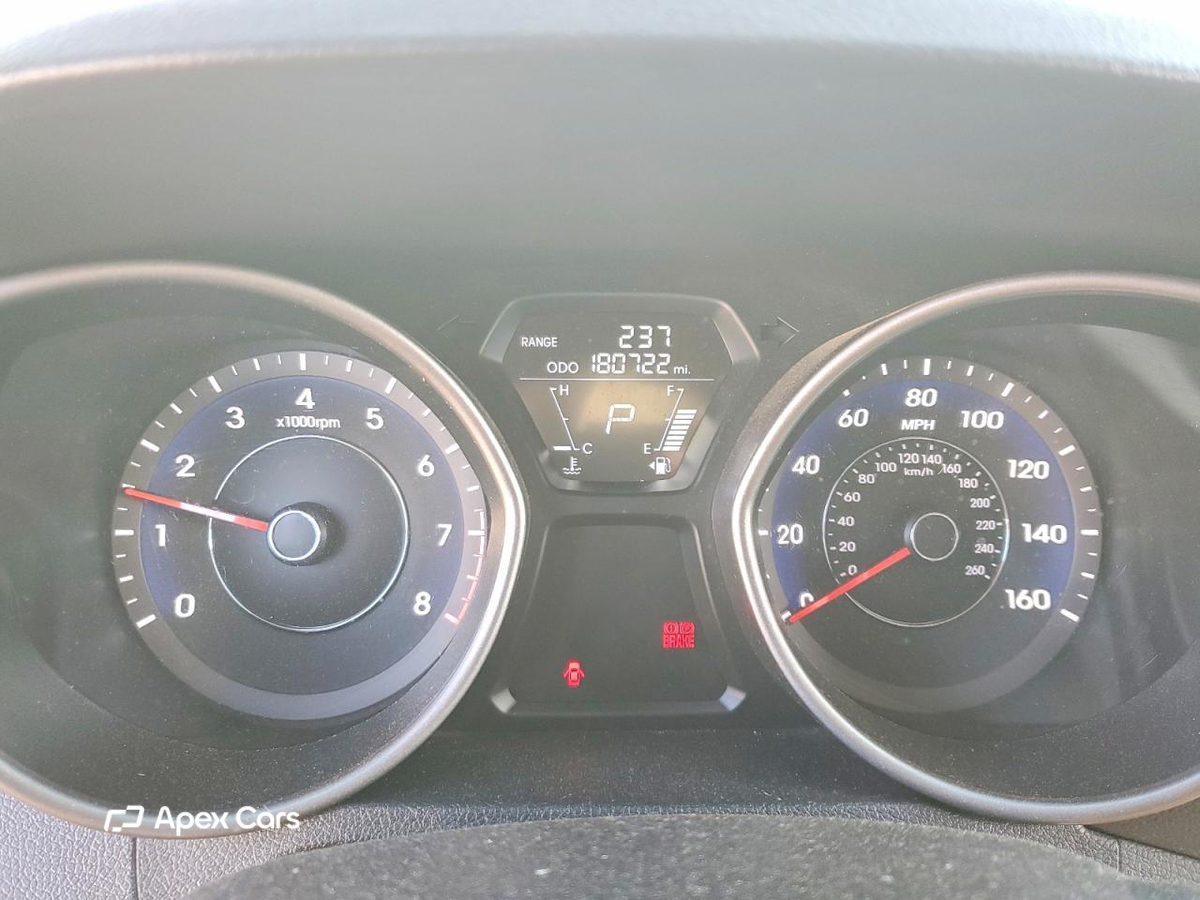 Hyundai Elantra 2013