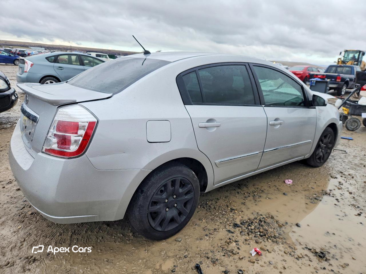 Nissan Sentra 2012