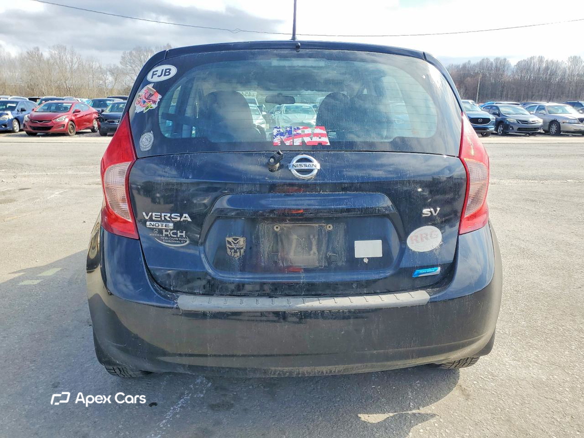 Nissan Versa 2016