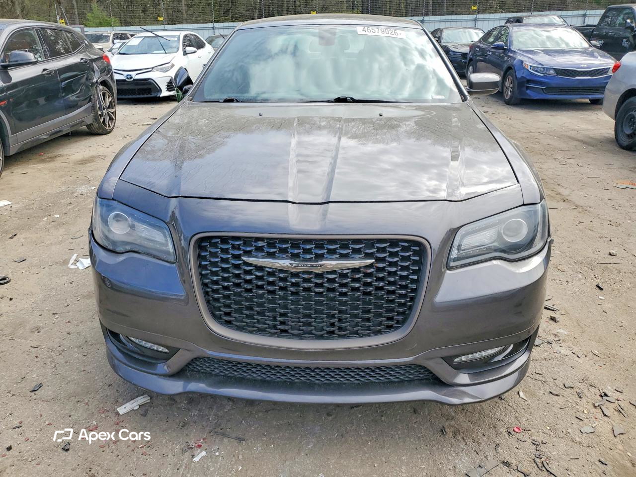 Chrysler 300 2017