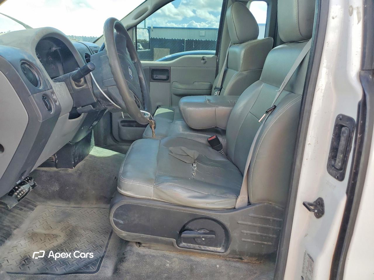 Ford F-150 2005