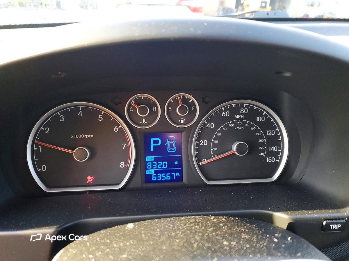 Hyundai Elantra 2012