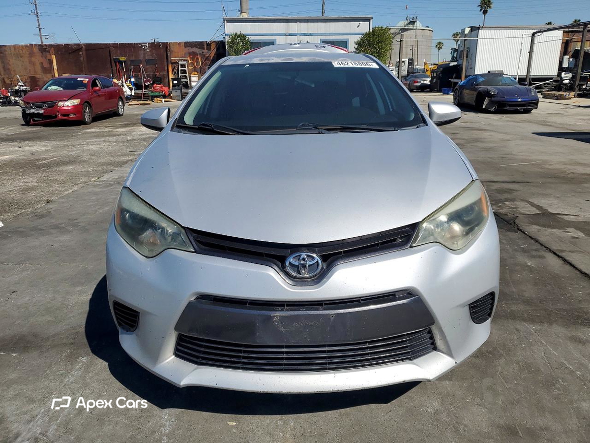 Toyota Corolla 2015