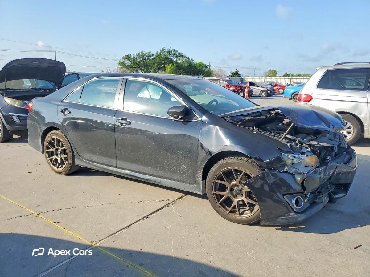 Toyota Camry 2012