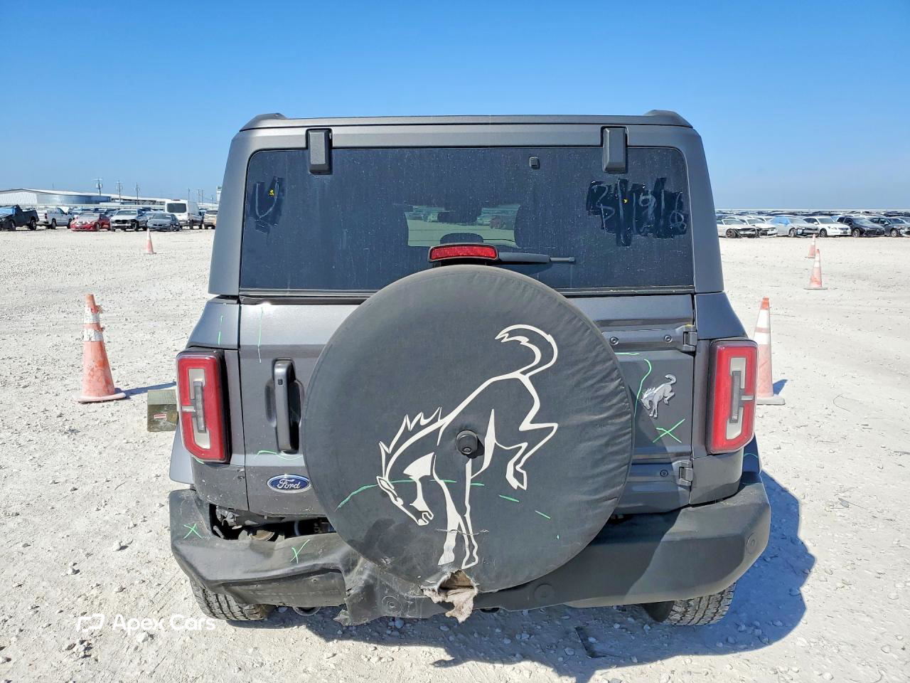 Ford Bronco 2021