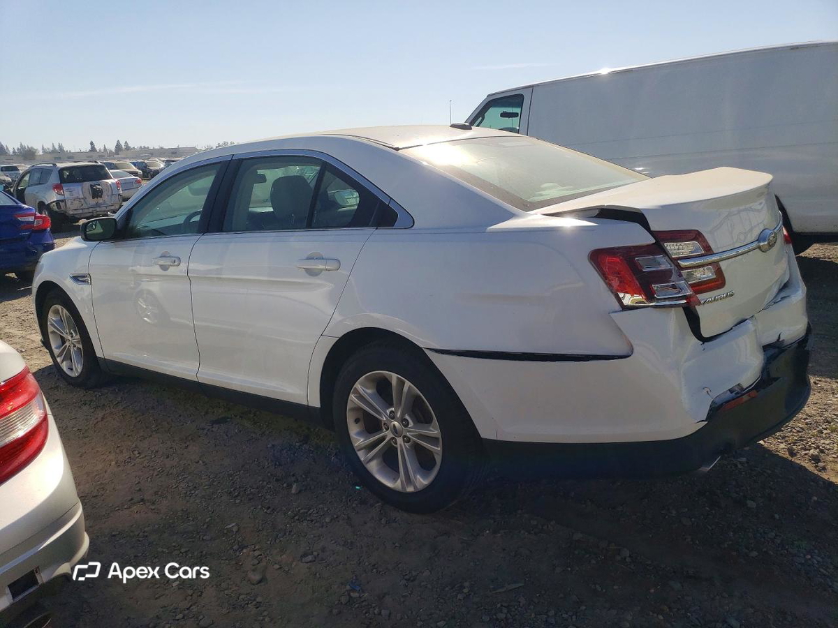 Ford Taurus 2015