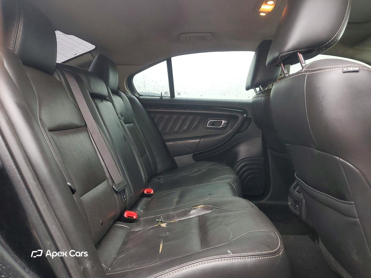 Ford Taurus 2011