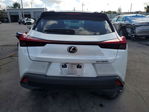 Lexus UX 2023
