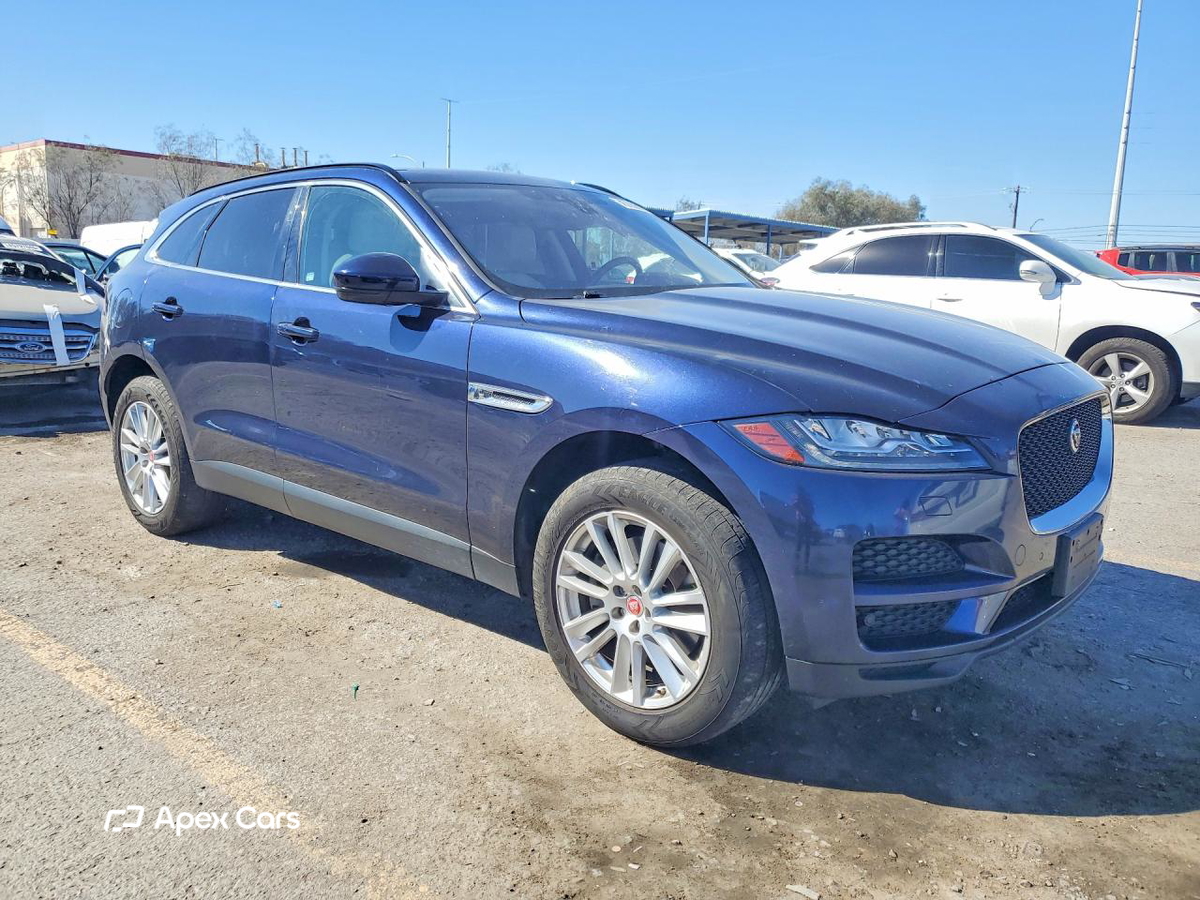 Jaguar F-Pace 2017
