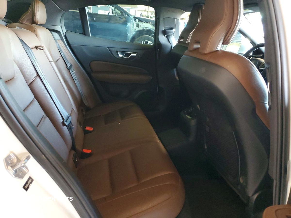 Volvo S60 2022