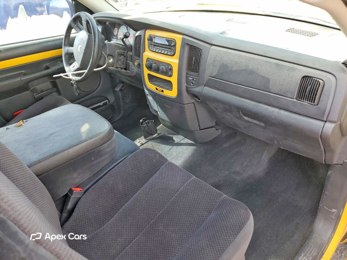 Dodge RAM 2005