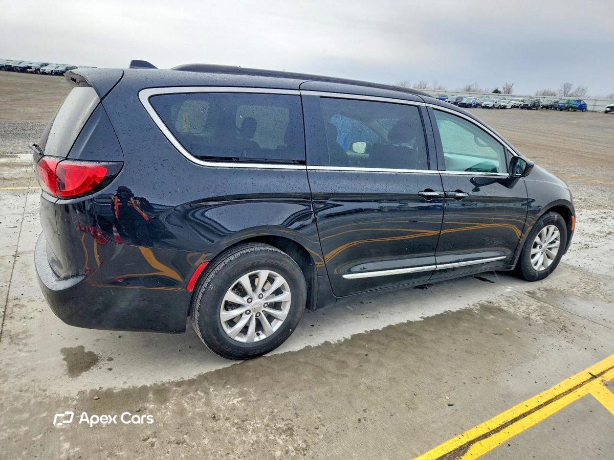 Chrysler Pacifica 2017