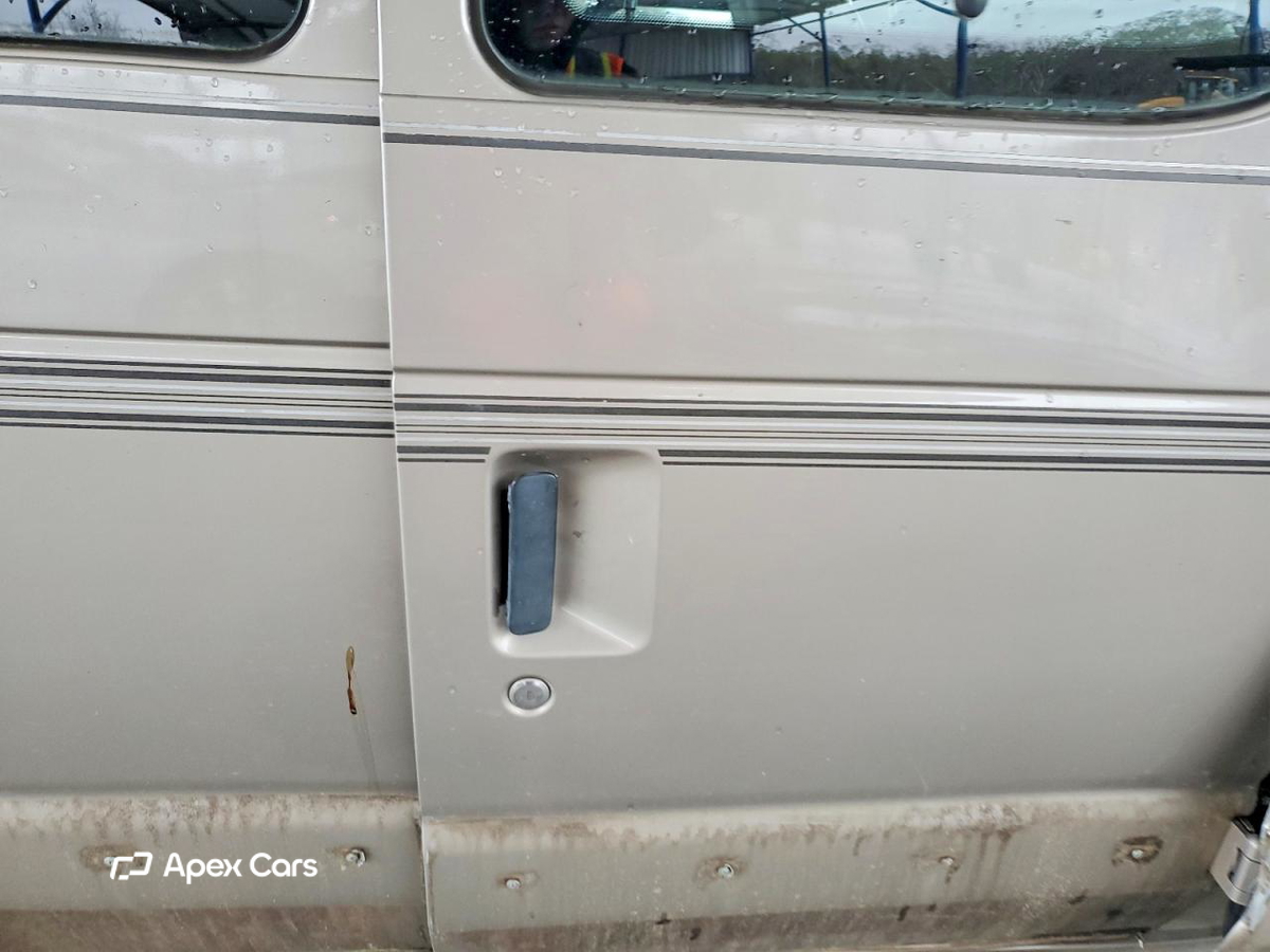 Ford Econoline 2002