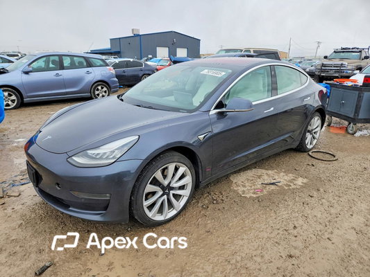 Tesla Model 3 2018 - Zdjęcie 1 z 13