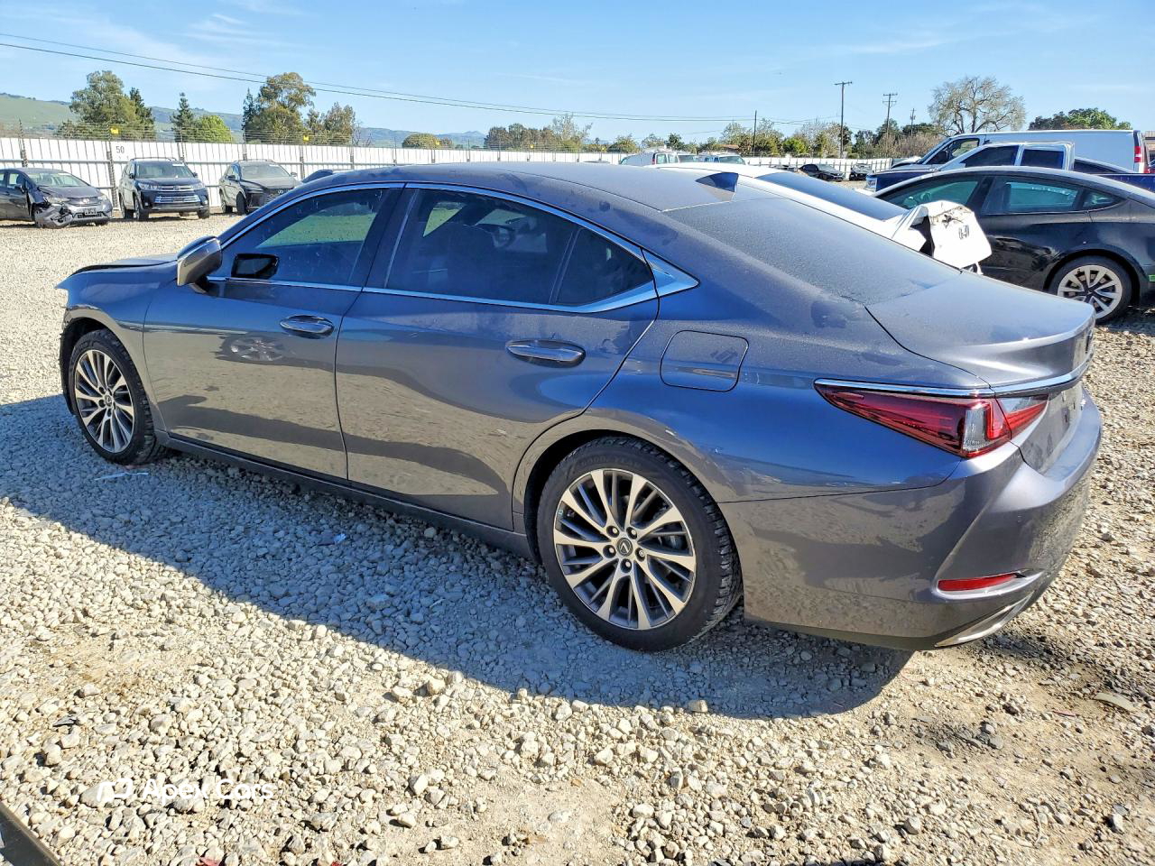 Lexus ES 2019