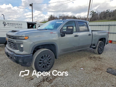 Chevrolet Silverado 2025 - Image 1 of 12