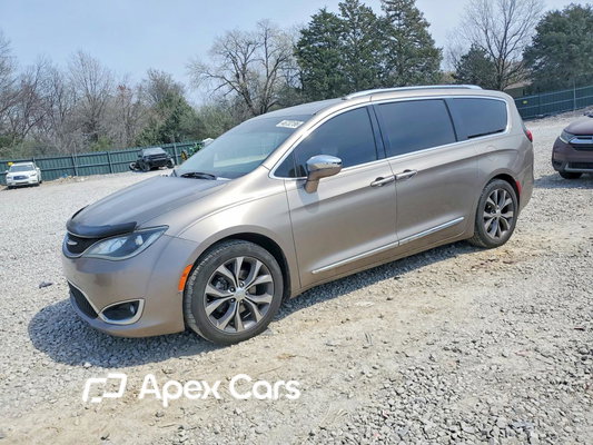 Chrysler Pacifica 2017 - Image 1 of 14
