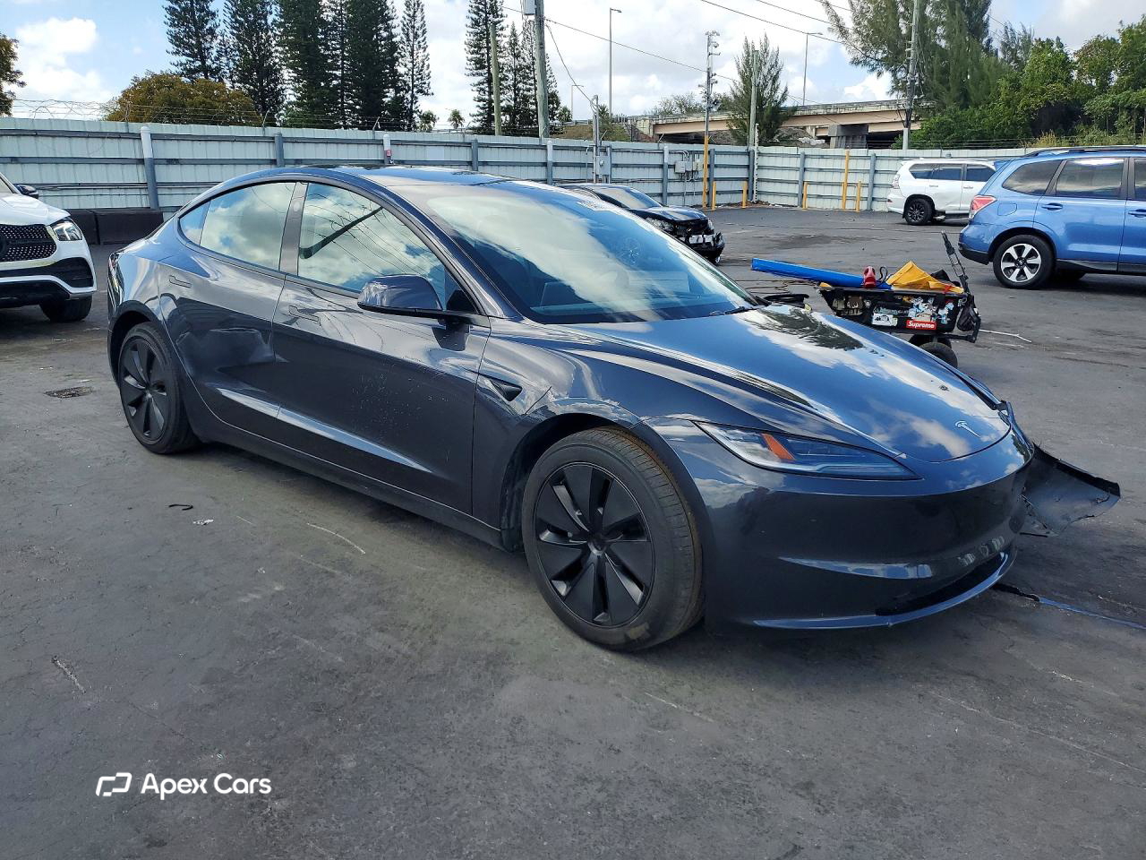 Tesla Model 3 2024