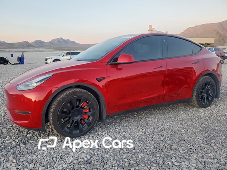 Tesla Model Y 2021 - Image 1 of 12