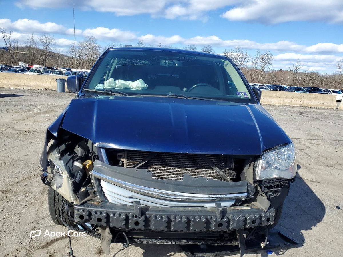 Chrysler Voyager 2013