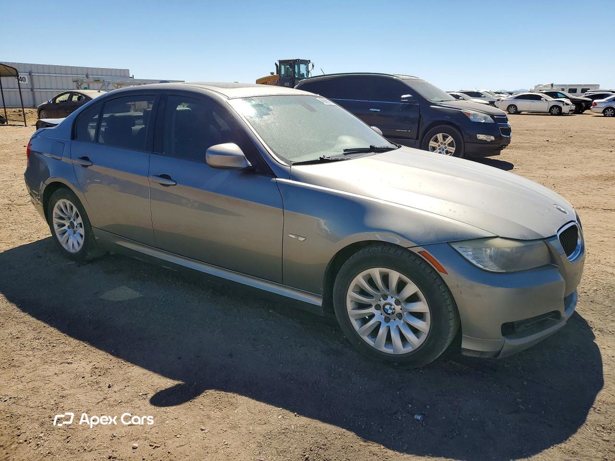 BMW Series 3 2009