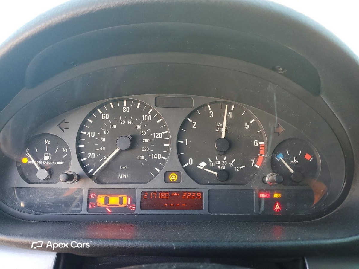 BMW Series 3 1999