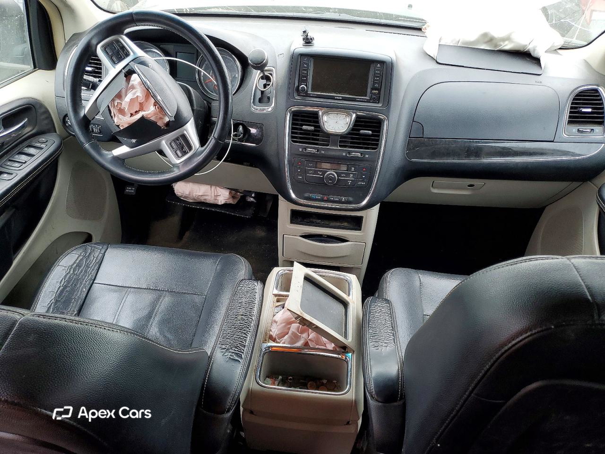 Chrysler Voyager 2015