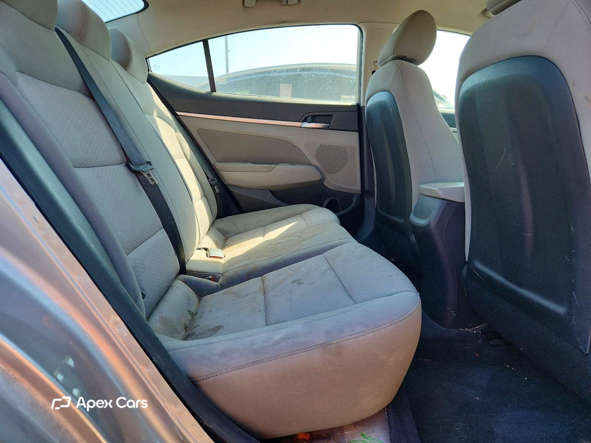 Hyundai Elantra 2020